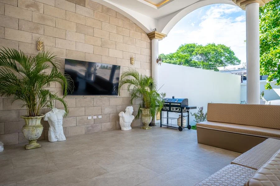 Luxury 10 Bedroom Palace in Jaco, Costa Rica. – Jaco Palace Luxury 10 Bedroom Palace in Jaco, Costa Rica. - Jaco Palace